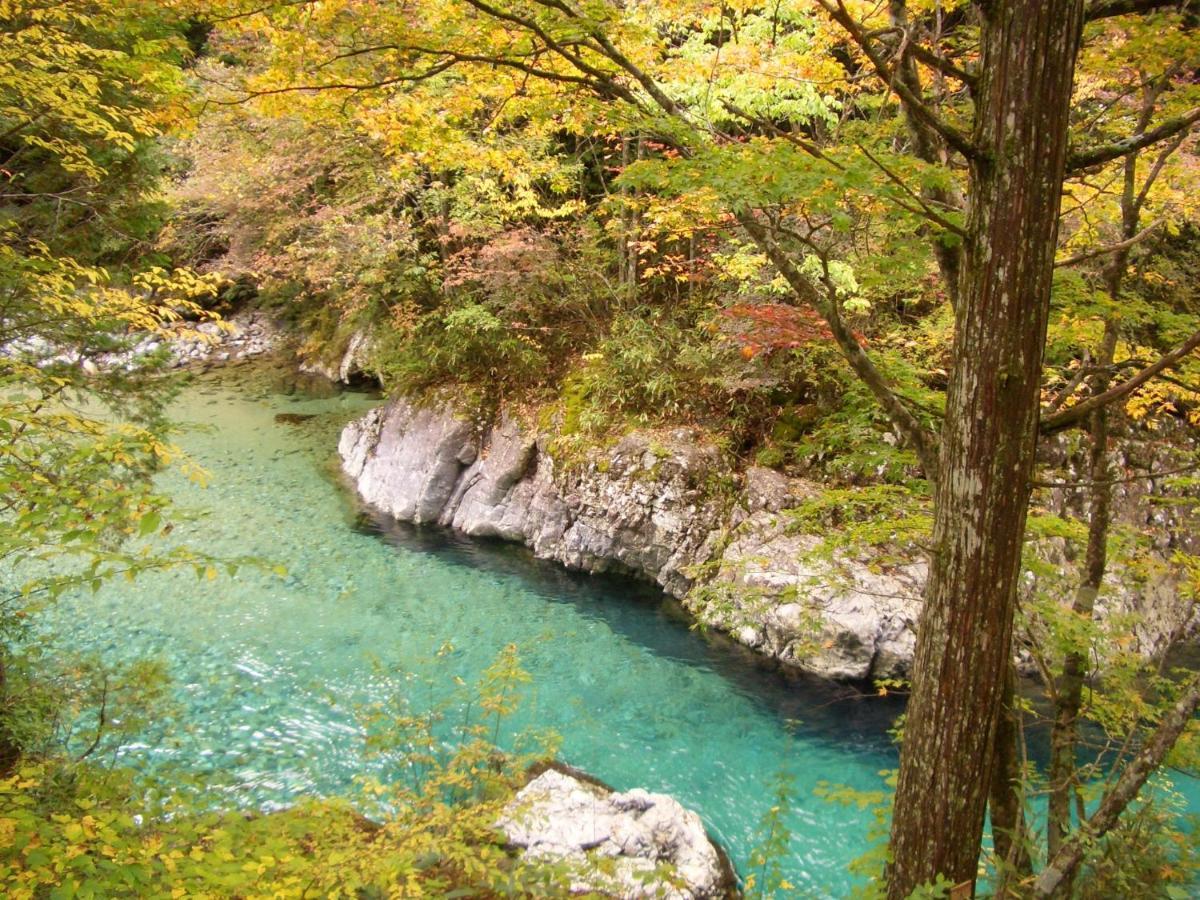 Hotel 阿寺温泉 フォレスパ木曽あてら荘 Okuwa Esterno foto