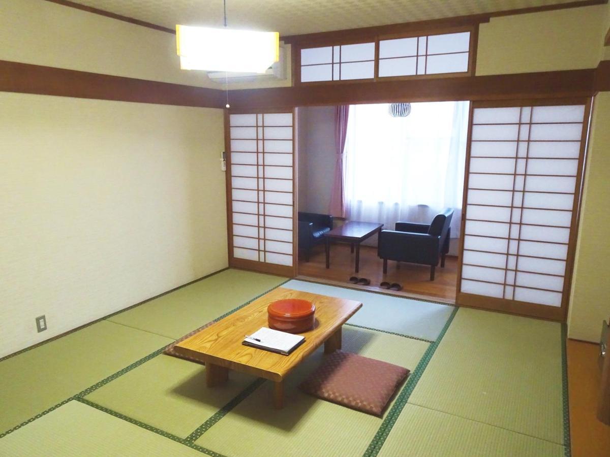 Hotel 阿寺温泉 フォレスパ木曽あてら荘 Okuwa Esterno foto