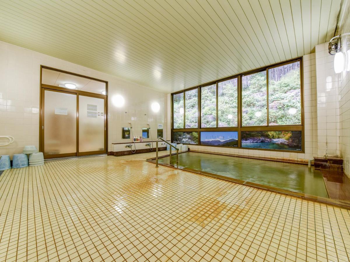Hotel 阿寺温泉 フォレスパ木曽あてら荘 Okuwa Esterno foto